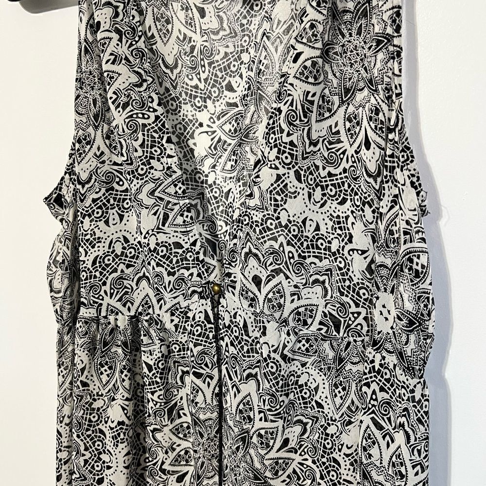 5/$25 Sheer Maxi Beach Cover Up - Picture 5 of 9